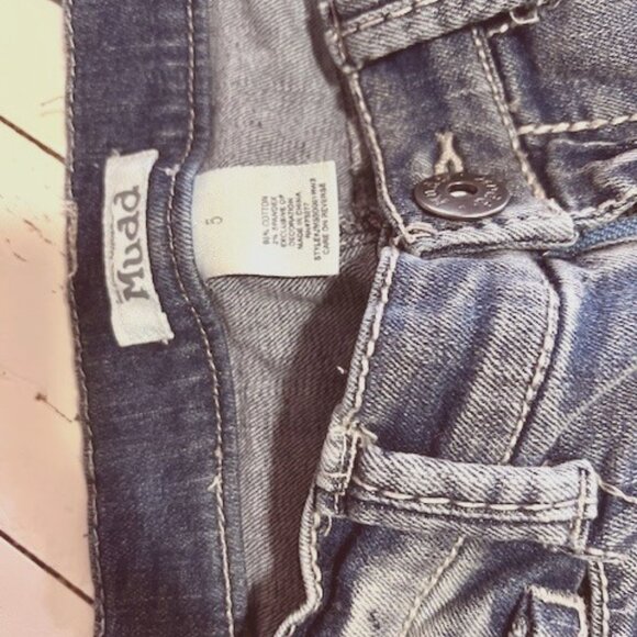 MUDD Light Wash Distressed Jeans - Picture 2 of 5